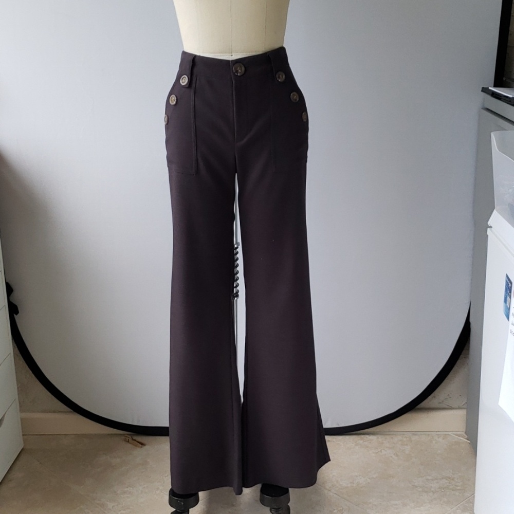 ANTHROPOLOGIE • Button Detail Pant